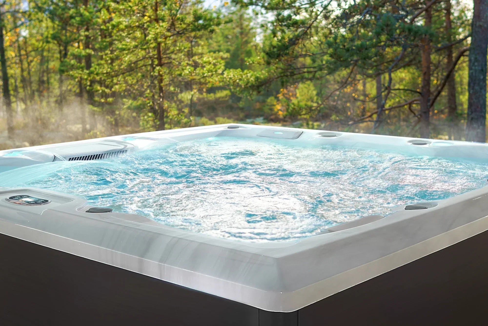 Empava Luxury Freestanding 6-Person Square Outdoor Hot Tub (EMPV-SPA3550)